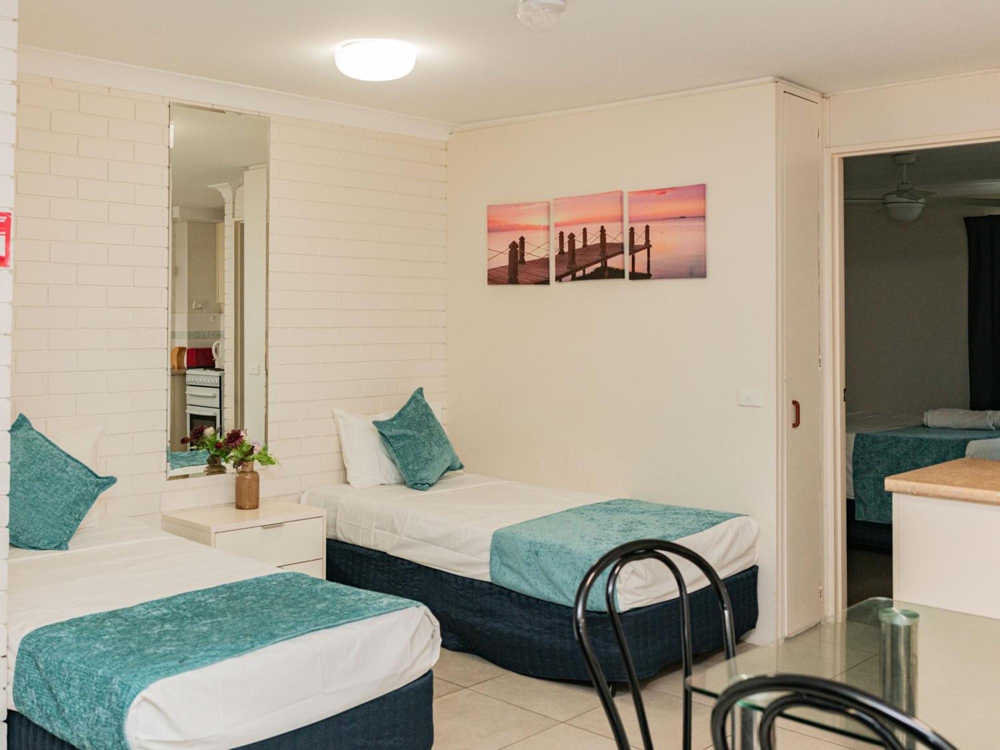 Trickett Gardens Holiday Inn Gold Coast Exterior foto